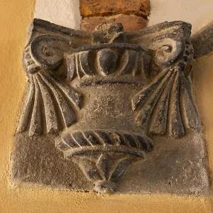 https://la-mansardina-beccheria.it-tuscanyhotel.com